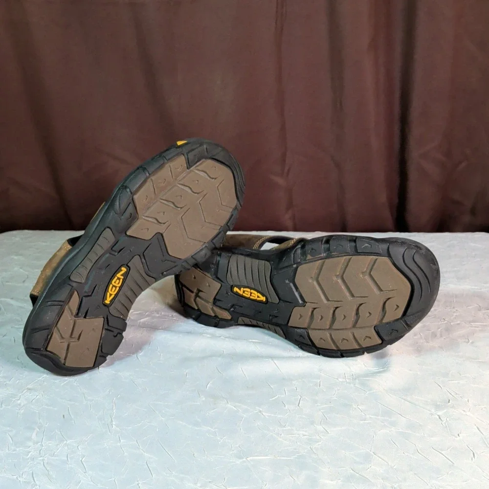 Keen Newport H2 Sandals Mens Size 10 Homing Brown Leather Fisherman Gorpcore
